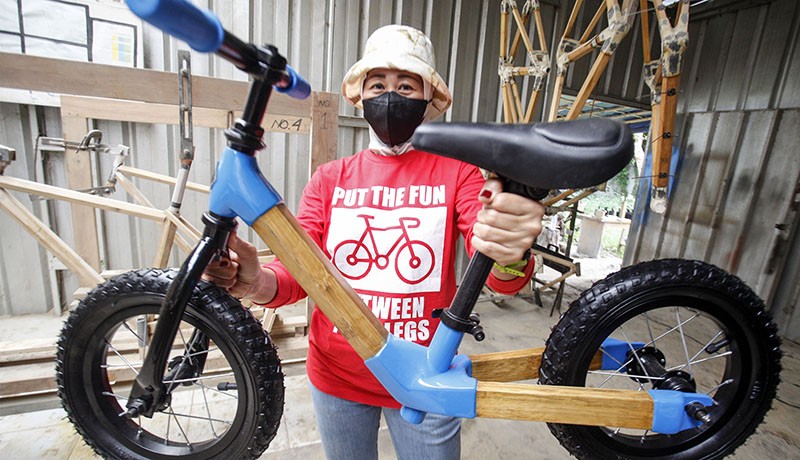 Intip Proses Pembuatan Sepeda Bambu, Harga Rp26 Juta - Bagian 1