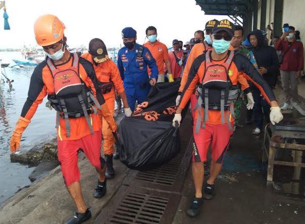 Mayat Pria Bertato di Pantai Pengambengan Jembrana Diduga WNA, Ini Ciri-Cirinya