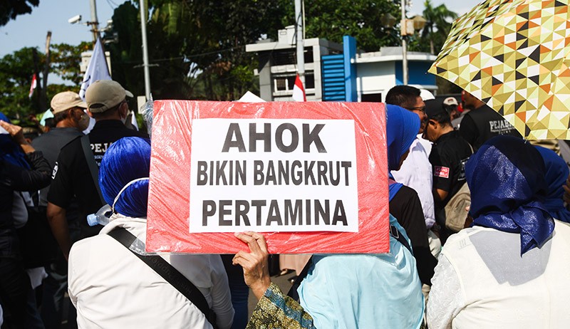 Massa PA 212 Demo Tolak Harga BBM Naik, Bawa-Bawa Nama Ahok - Bagian 1