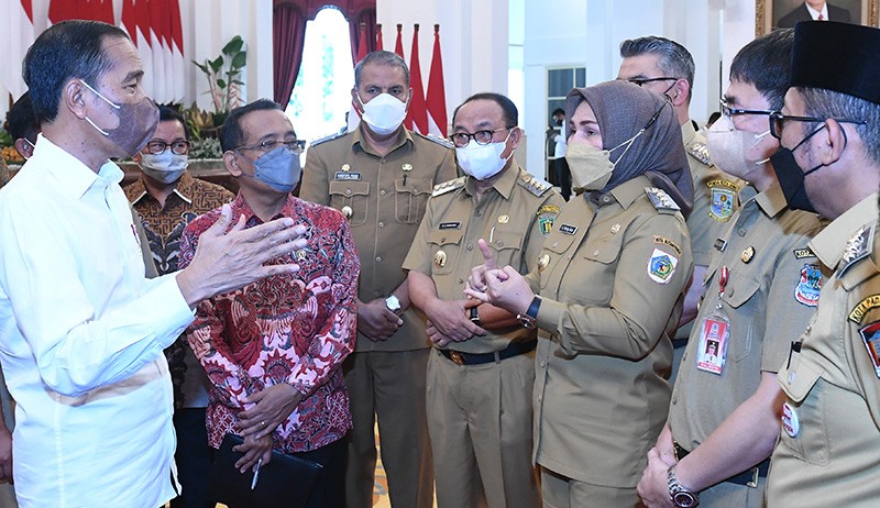 Presiden Jokowi Perintahkan Kepala Daerah Tahan Laju Inflasi - Bagian 1