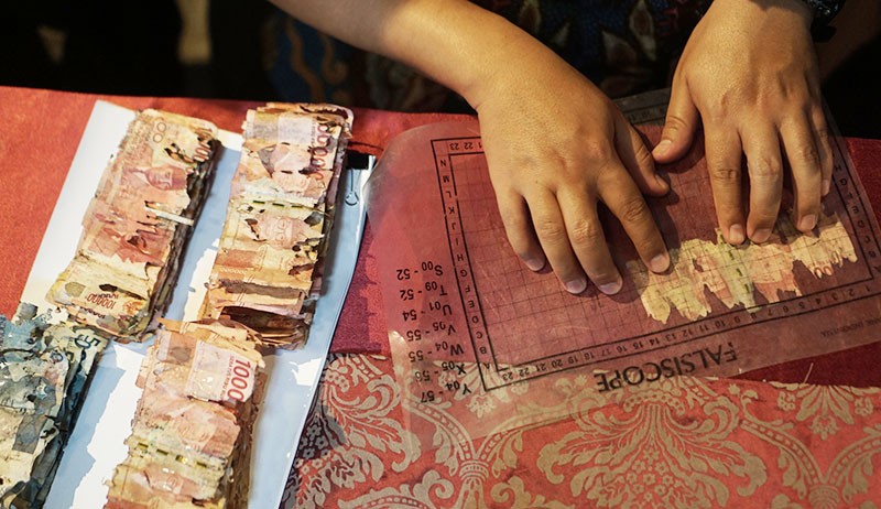 Nasib Penjaga Sekolah, Uang Puluhan Juta Tabungan Haji Rusak Dimakan Rayap - Bagian 1