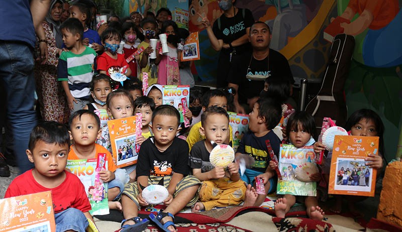 MNC Peduli Sambangi Taman Bacaan Jembatan Lima Tambora - Bagian 3