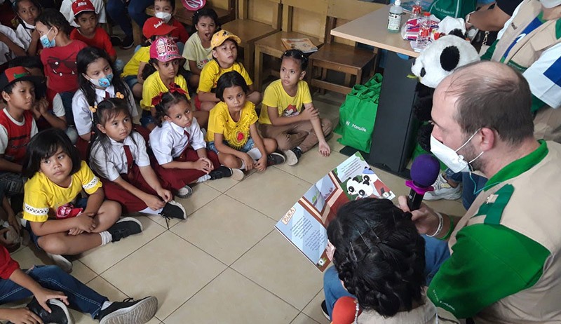 Dukung Gerakan Literasi, Manulife Ajak Anak-Anak Tingkatkan Budaya Membaca - Bagian 1
