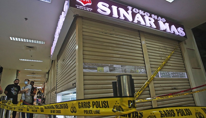 Perampok Gondol Perhiasan di Toko Emas ITC BSD, TKP Dipasang Garis Polisi - Bagian 1