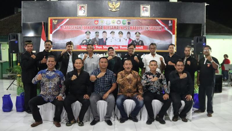  Puluhan Pendekar Geruduk Markas Kodim Sragen, Ada Apa?