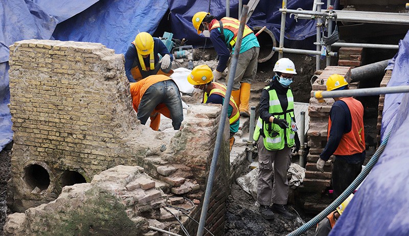 Penampakan Artefak Ditemukan saat Gali Terowongan Proyek MRT Jakarta - Bagian 5