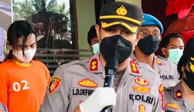 Waria Asal Manado Nekat Panjat Tembok Vila Kuta Gasak Barang Milik Bule