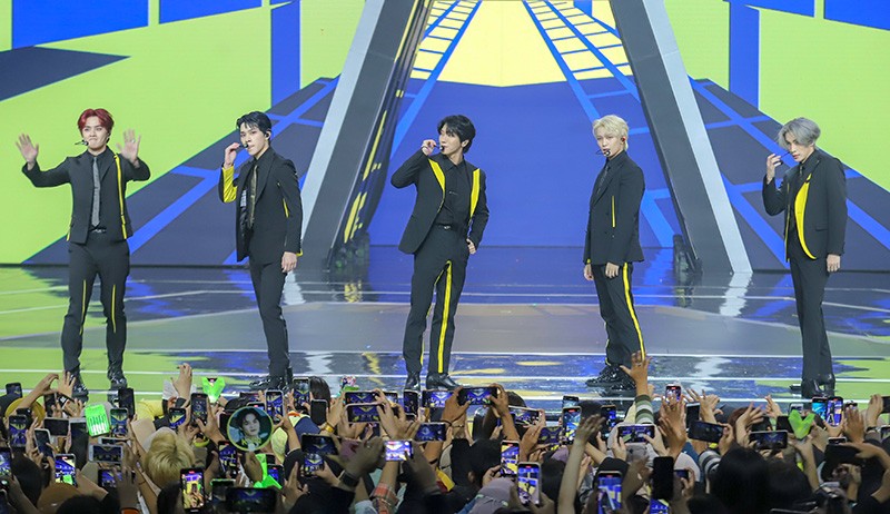 K-Poppers Heboh, WayV Tampil Pada Malam Puncak ITA 2022 di Studio RCTI+ - Bagian 1