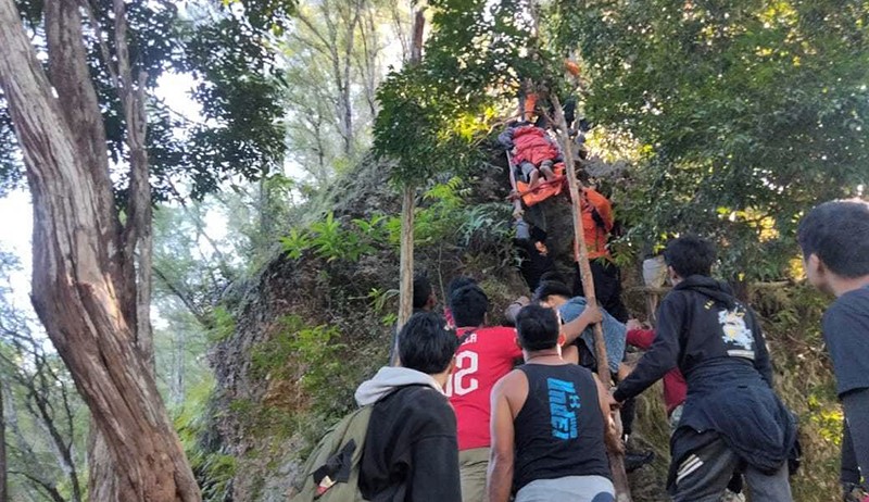 Detik-Detik Pendaki Diangkat dari Jurang Gunung Popalia, Sekujur Tubuh Memar - Bagian 1