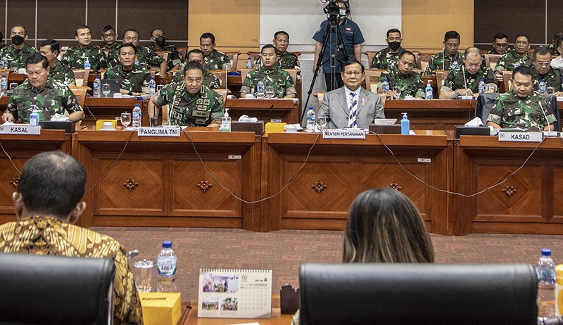 Momen Menhan, Panglima TNI, KSAD dan KSAL Duduk Berdampingan di Komisi I DPR - Bagian 1
