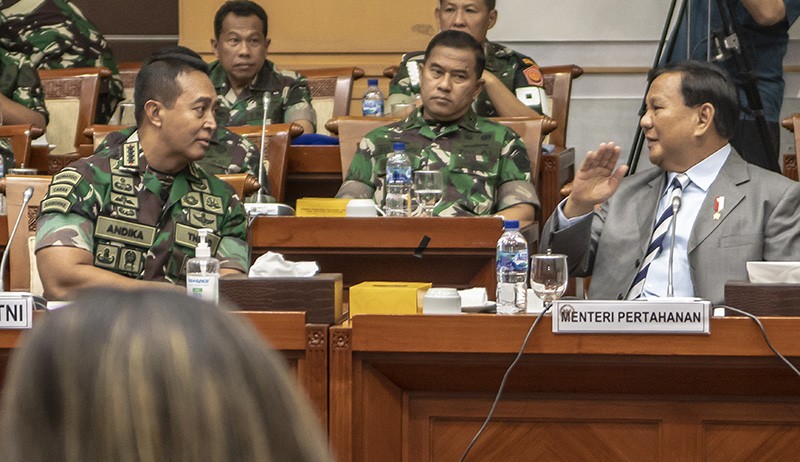 Momen Menhan, Panglima TNI, KSAD dan KSAL Duduk Berdampingan di Komisi I DPR - Bagian 2