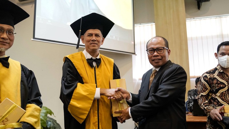 Usai Dikukuhkan sebagai Gelar Doktoral, Suhaji Berharap Alokasi Aset Dana di BPKH Semakin OptimaL - Bagian 1