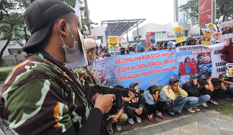 Stop Kekerasan terhadap Umat Muslim Uighur di China - Bagian 3