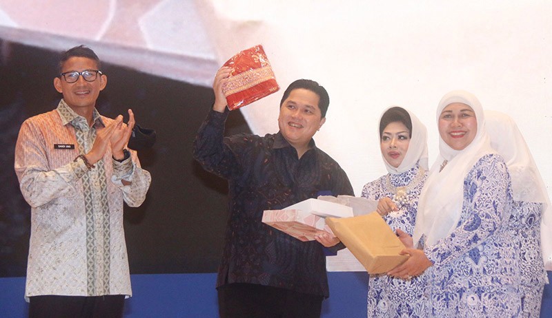 Di Rakernas IWAPI 2022, Menteri Sandiaga Uno dan Erick Tohir Siap Bantu Permodalan dan Kemampuan UMKM - Bagian 2