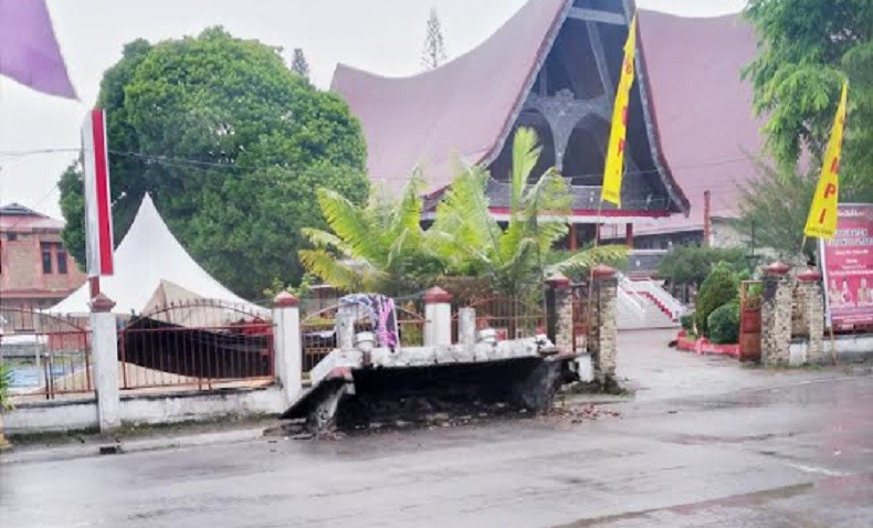 Dampak Gempa Taput : Rumah dan Tempat Ibadah Rusak, Jalan Retak Tertutup Longsor