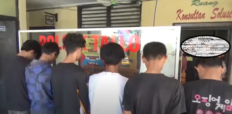 Polisi Tangkap Pelaku yang Serang Rumah Warga dengan Batu, Busur Panah, dan Sajam