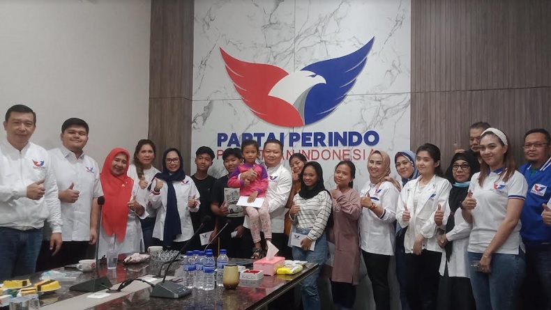Peringati HUT ke-8, Partai Perindo Jambi Bantu Biaya Pendidikan Anak Yatim