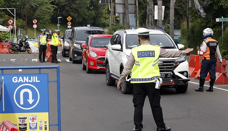 Libur Maulid Nabi Muhammad SAW, Kawasan Puncak Macet Panjang - Bagian 3
