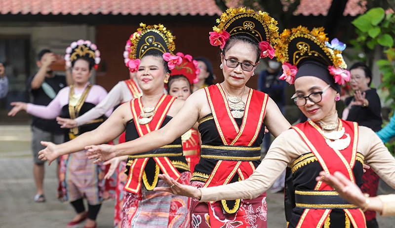 Gelaran Tari Yapong Bertajuk 