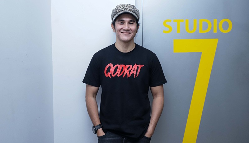 Potret Vino G Bastian Jadi Ustaz dalam Film Qodrat 