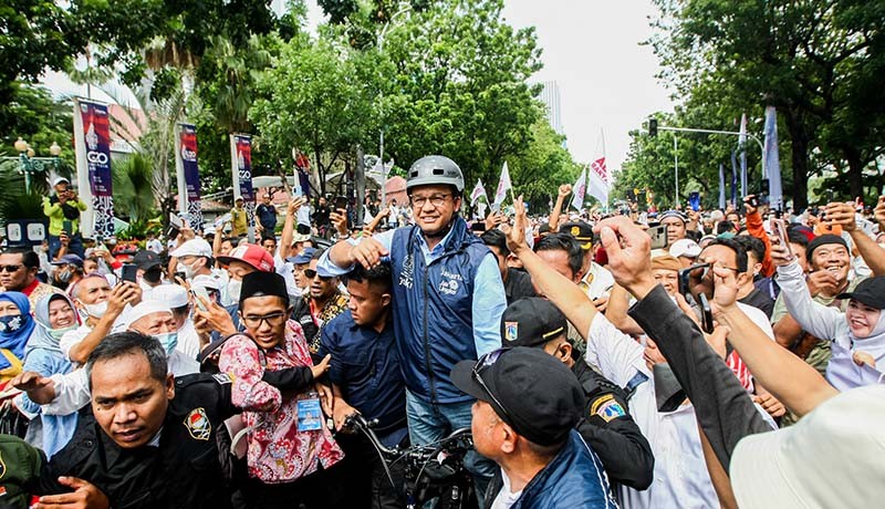 Ribuan Warga Antusias Sambut Anies Baswedan di Balai Kota Jakarta - Bagian 1