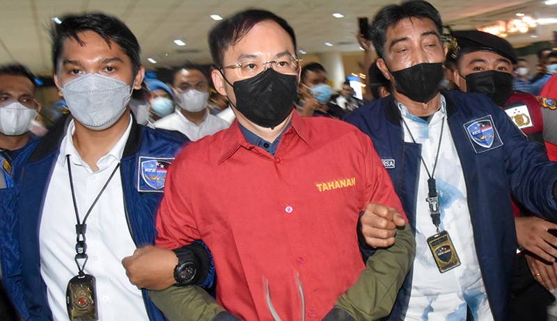 Bandar Besar Judi Online Apin BK Dibawa ke Medan - Bagian 2