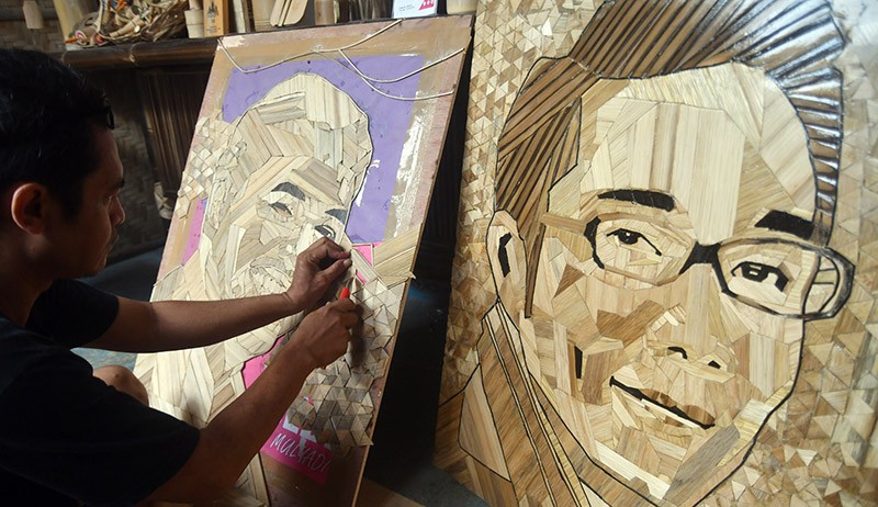 Seni Mosaik Wajah Berbahan Limbah Bambu Seharga Rp12 Juta - Bagian 1