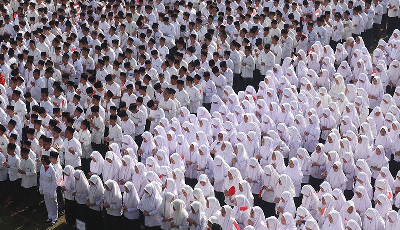 Ribuan Orang Peringati Hari Santri Nasional di Ponpes Tebuireng - Bagian 1