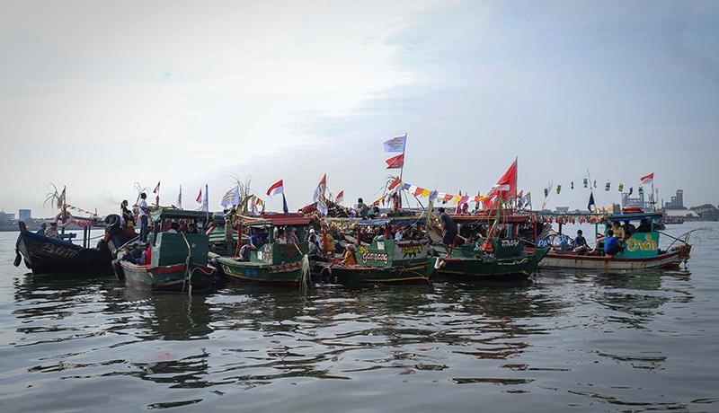 Kemeriahan Tradisi Nadran Pesta Laut di Cilincing - Bagian 2
