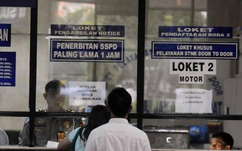 Heboh Enggan Setorkan Pajak ke Bank Daerah, Kepala Samsat di Palembang Minta Maaf
