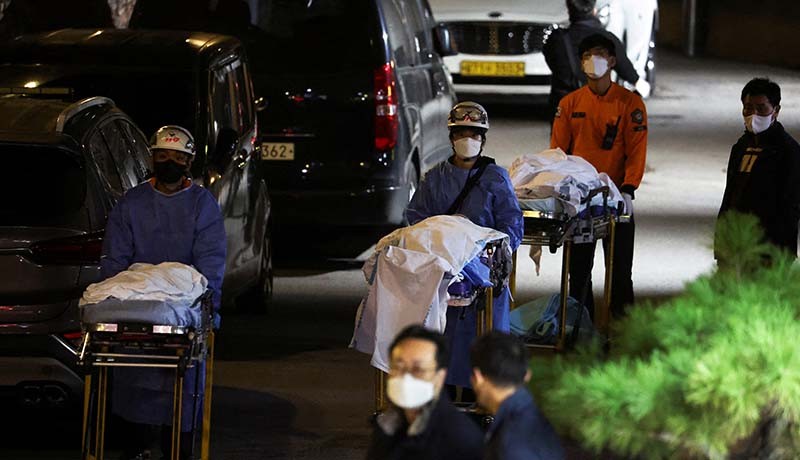 Foto-Foto Tragedi Halloween, 149 Orang Tewas Berdesakan di Gang Sempit Seoul - Bagian 1