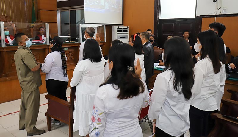 Tatapan Ferdy Sambo saat Keluarga Brigadir J Jadi Saksi Pembunuhan Berencana - Bagian 3
