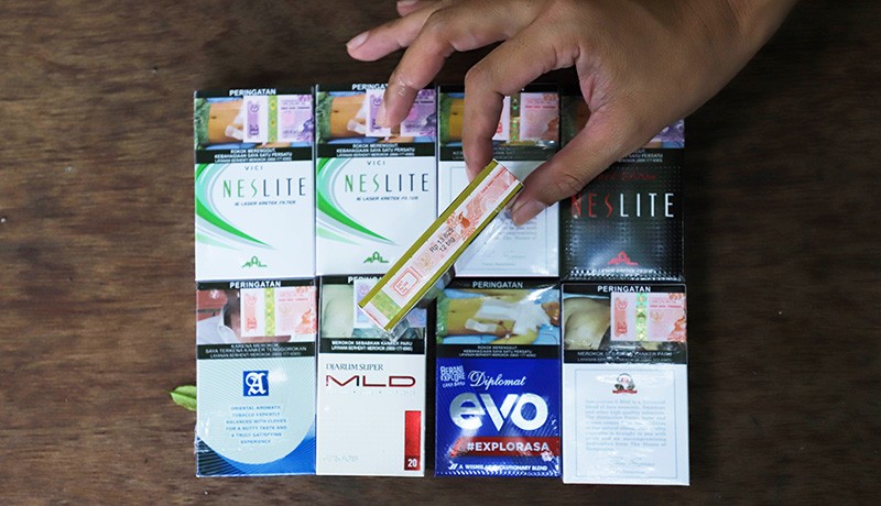 Cukai Rokok Naik 10 Persen Mulai Tahun Depan - Bagian 2