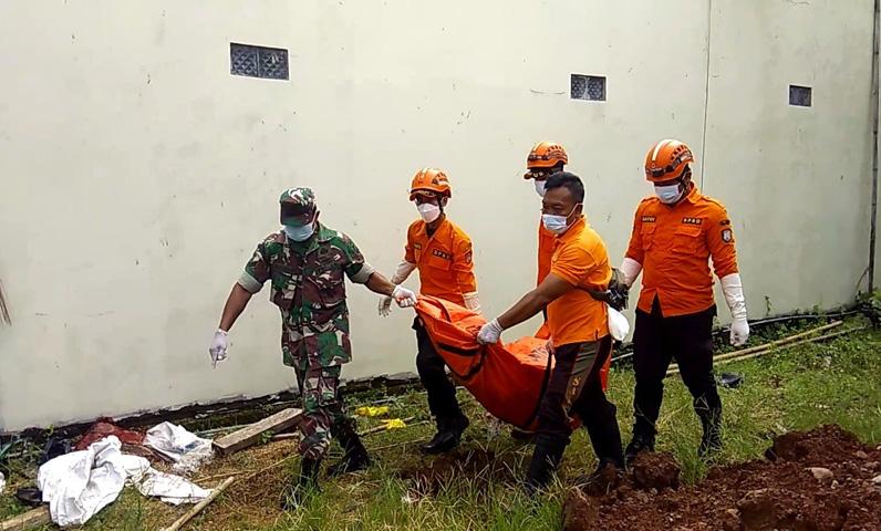  Temuan Mayat Pria Mengambang di Dalam Sumur Gegerkan Warga Pegandon Kendal