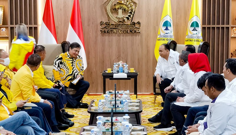 Pertemuan Airlangga Hartarto dengan Relawan Pro Jokowi - Bagian 3