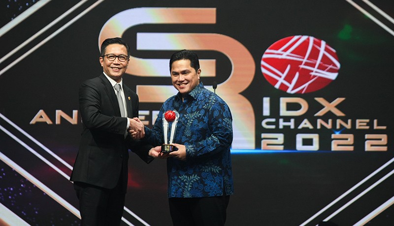 Erick Thohir Raih Penghargaan Anugerah CSR IDX Channel 2022   - Bagian 1