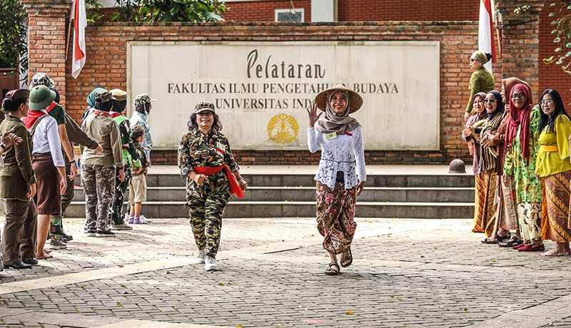 Pakai Kostum Pejuang, Komunitas Seni dan Budaya FIB UI Peringati Hari Pahlawan - Bagian 2