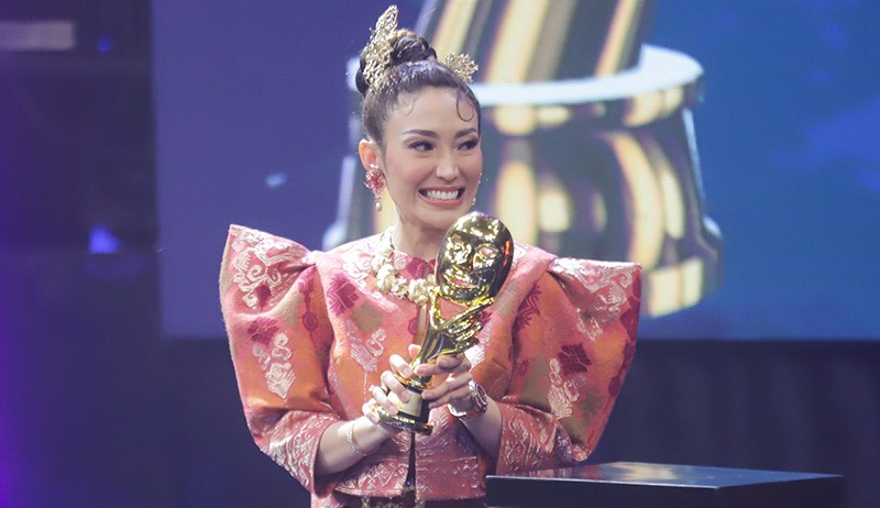 Mencuri Raden Saleh Raih Penghargaan Film Tervaforit IMAA 2022 - Bagian 2