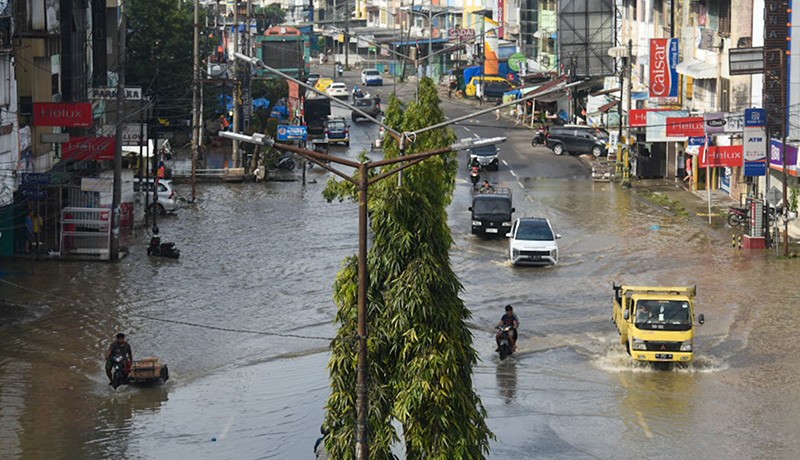 Penampakan Kota Medan Dikepung Banjir - Bagian 1