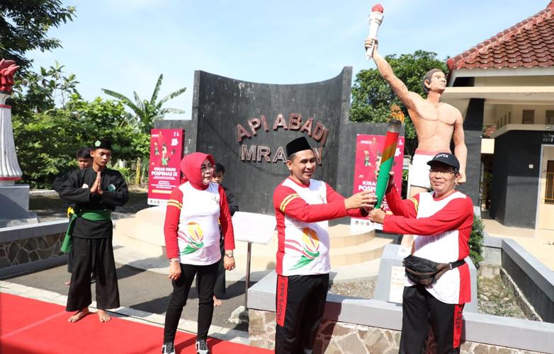  Kirab Obor Pospenas IX Dimulai dari Mrapen Grobogan Menuju Stadion Manahan Solo