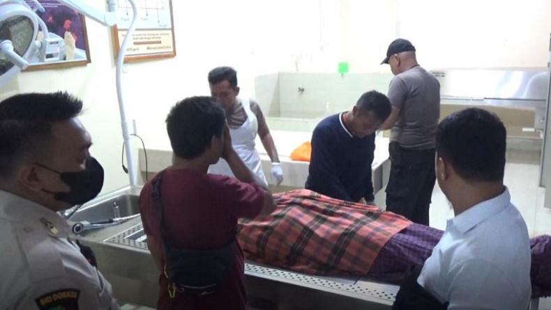 Sadis, Pria di Konawe Bacok Kekasih hingga Tewas di Rumah Kepala Desa
