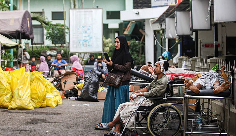 Update Suasana Cianjur Pagi Ini, Ratusan Korban Gempa Dirawat di Halaman RSUD - Bagian 2