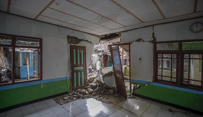 Dana Kompensasi Perbaikan Rumah Korban Gempa Sebesar Rp50 Juta  - Bagian 1