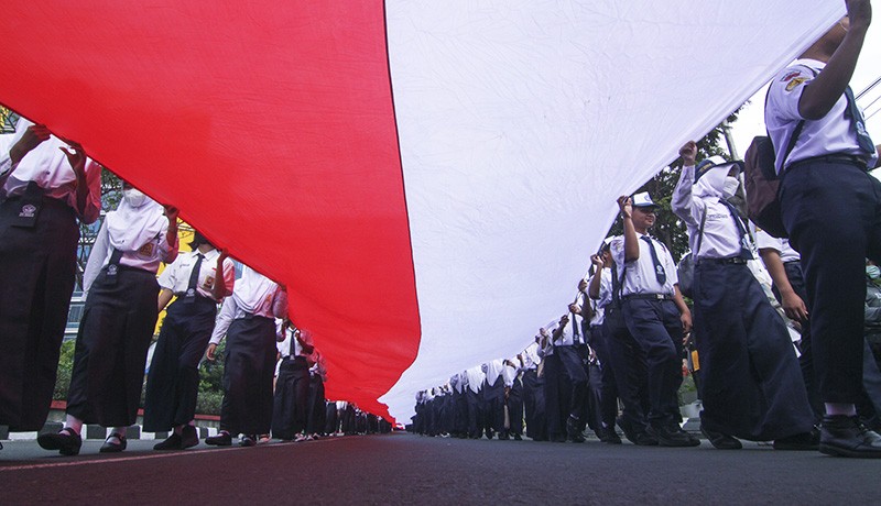 Ribuan Orang Ikuti Kirab Merah Putih Bhinneka Tunggal Ika di Kota Semarang - Bagian 3