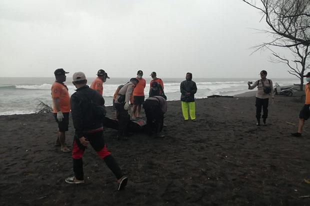 Geger Penemuan Mayat di Pantai Goa Cemara, Penyebab Kematian Masih Misterius
