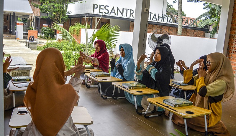 Mengunjungi Pesantren Tahfiz untuk Penyandang Disabilitas - Bagian 1