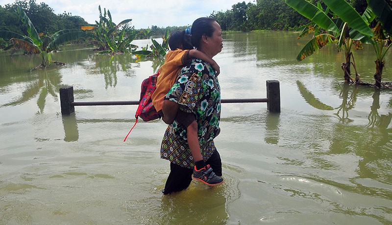 Banjir Luapan Sungai Lusi Grobogan Rendam Ratusan Rumah dan Sawah - Bagian 3