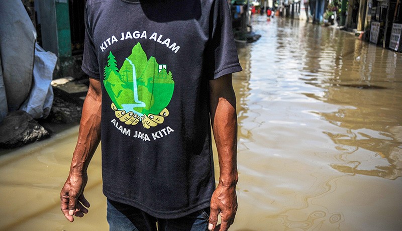 Sungai Citarum Meluap, Ratusan Rumah di Dayeuhkolot Banjir Semeter - Bagian 3