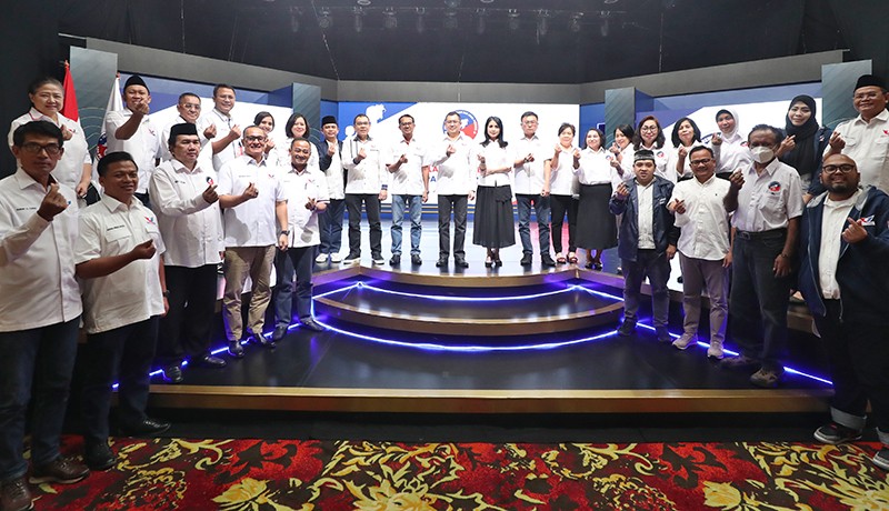 HT Lantik Pengurus Relawan Perempuan dan Anak Perindo - Bagian 3