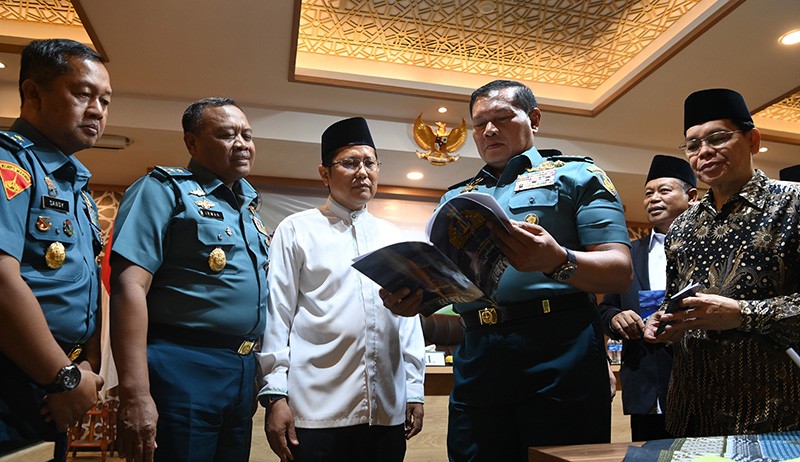 TNI AL dan MUI Buat Buku Doa Khusus bagi Prajurit yang Menjalankan Tugas - Bagian 2